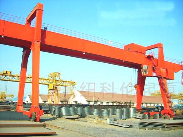 80吨龙门吊在狭窄空间作业要注意什么