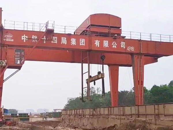 福建福州集装箱龙门吊厂家50吨门机已发货